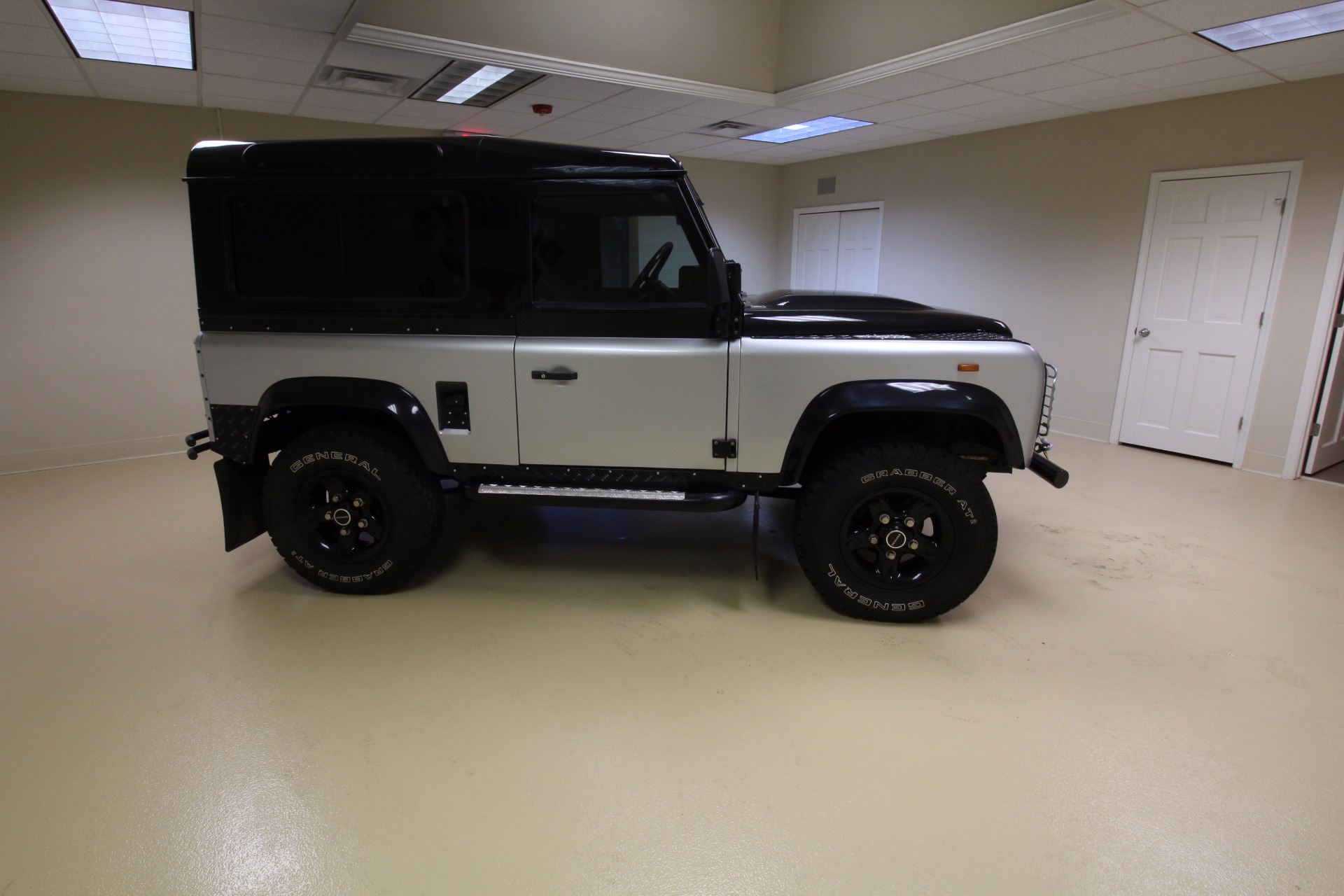Used 1989 BLACK AND SILVER Land Rover DEFENDER D90 D90 | Albany, NY