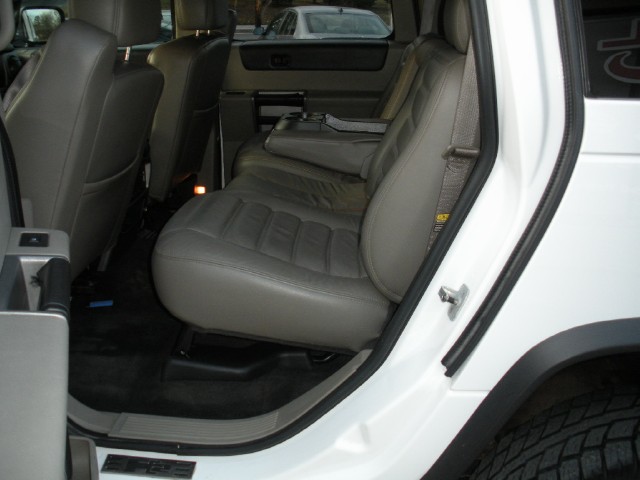 Used 2003 White HUMMER H2 Luxury Series | Albany, NY