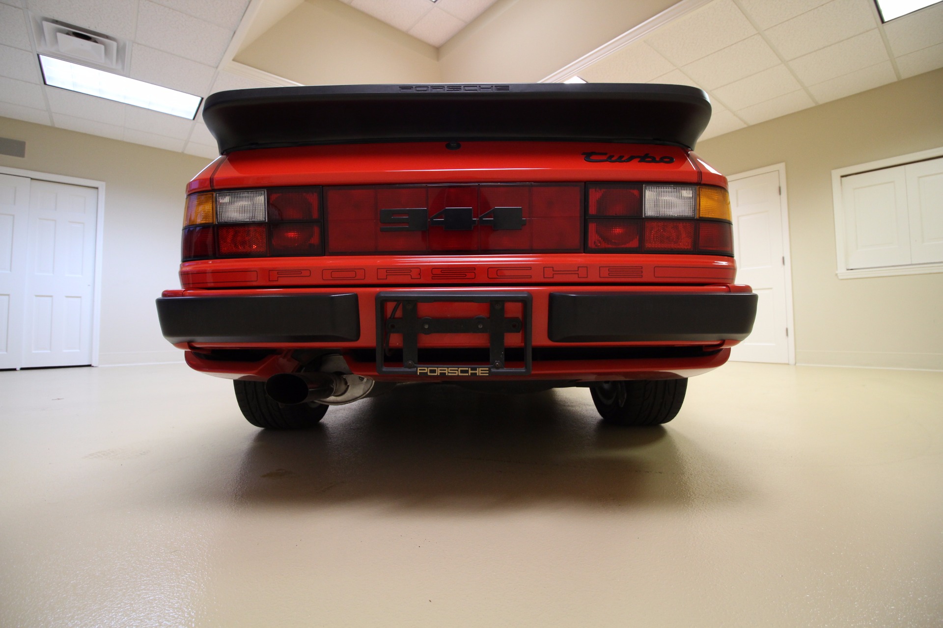 Used 1986 GUARDS RED Porsche 944 Turbo | Albany, NY