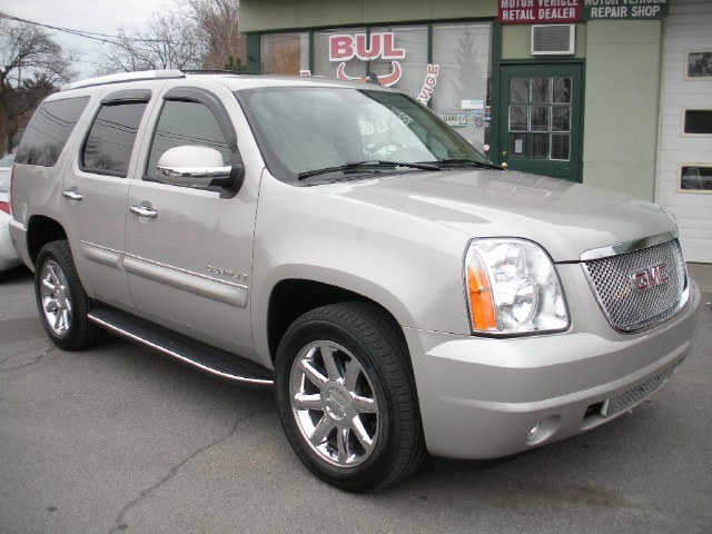 2007 GMC Yukon Pictures