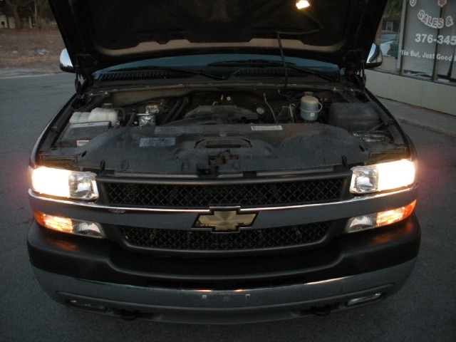 Used 2001 Medium Charcoal Gray Metallic Chevrolet Silverado 2500HD LS | Albany, NY