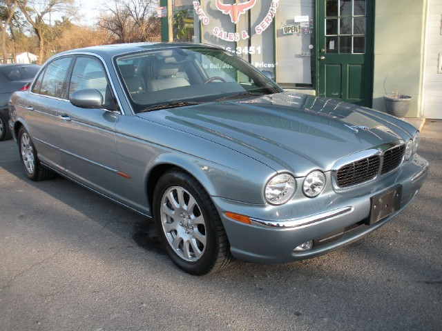 Used 2004 Zircon Metallic Jaguar XJ-Series XJ8 | Albany, NY