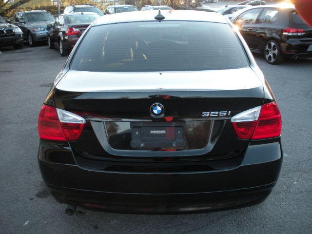 Used 2006 Black Sapphire Metallic BMW 3 Series 325i | Albany, NY