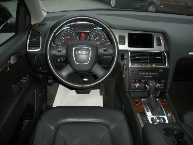 Used 2007 Cobalt Blue Metallic Audi Q7 3.6 Premium quattro | Albany, NY
