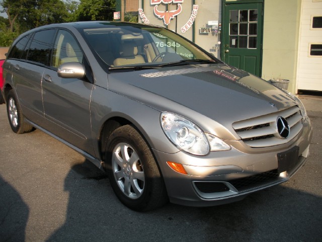 Used 2006 Pewter Metallic Mercedes-Benz R-Class 4MATIC AWD R350 4MATIC AWD | Albany, NY