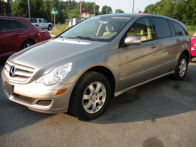 Used 2006 Mercedes-Benz R-Class 4MATIC AWD R350 4MATIC AWD | Albany, NY
