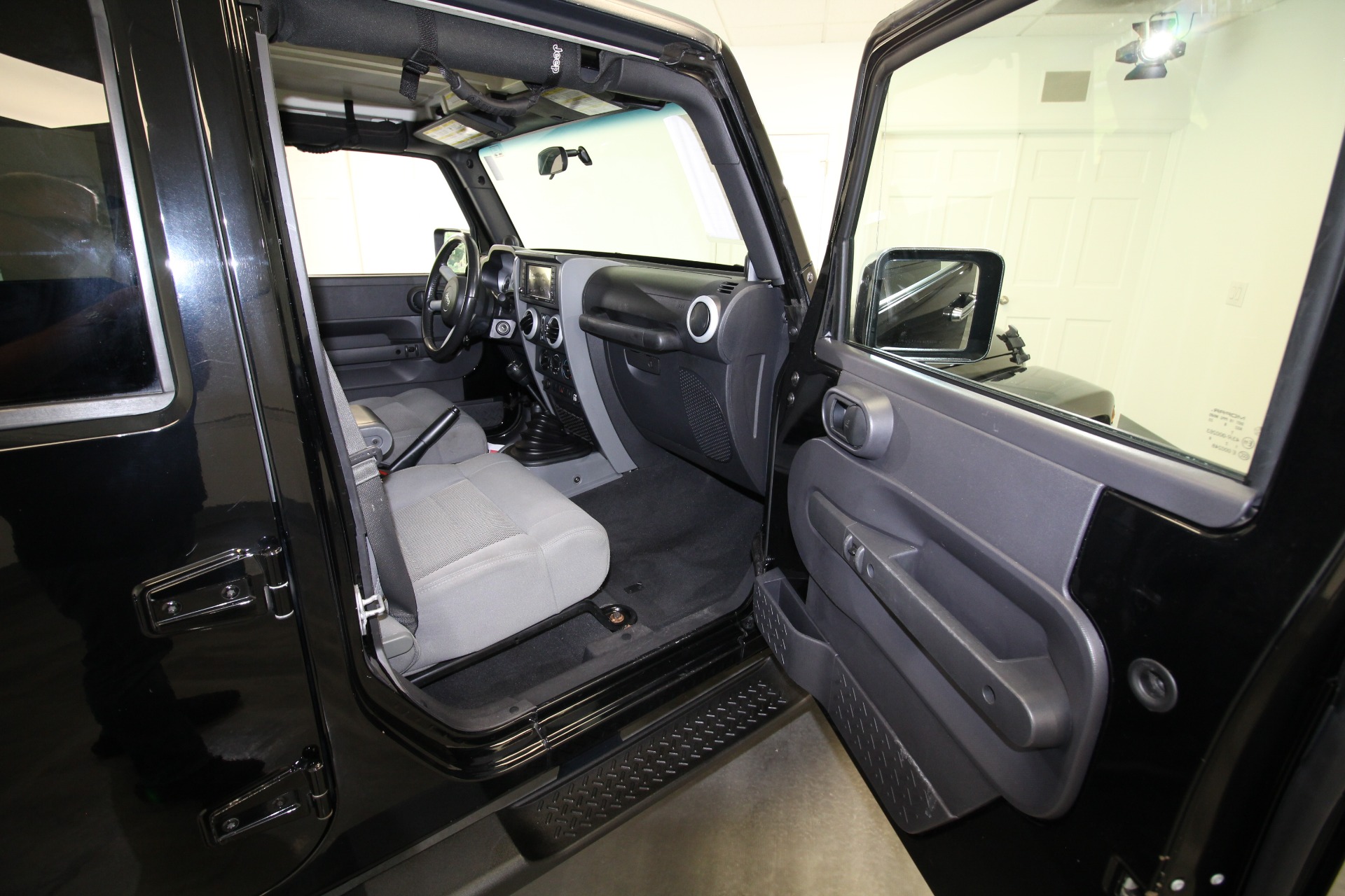 Used 2009 Black Jeep Wrangler UNLIMITED SAHARA 4WD LOW MILES SUPER CLEAN | Albany, NY