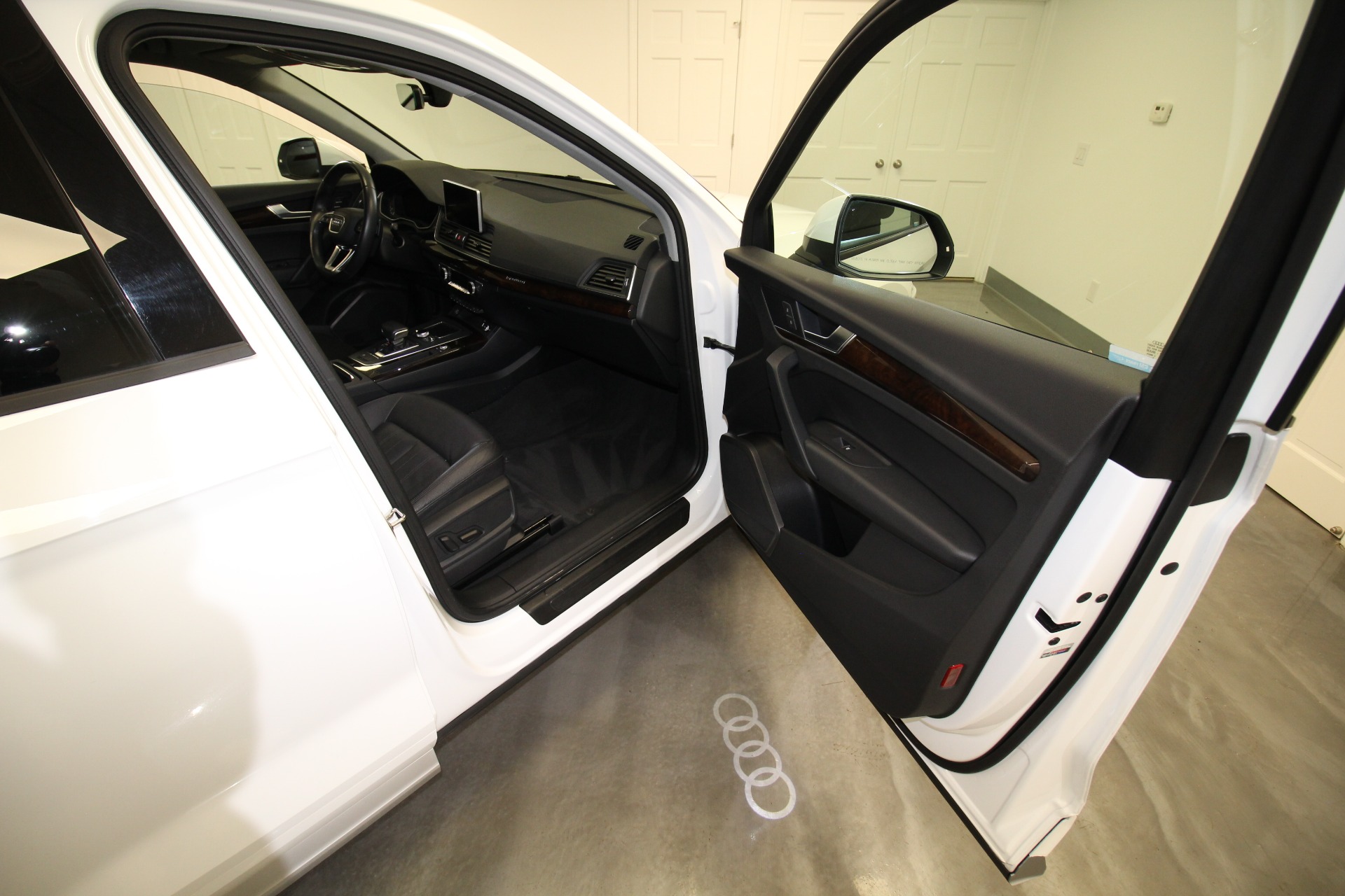 Used 2018 WHITE Audi Q5 2.0T Premium quattro SUPERB CONDITION LOADED | Albany, NY