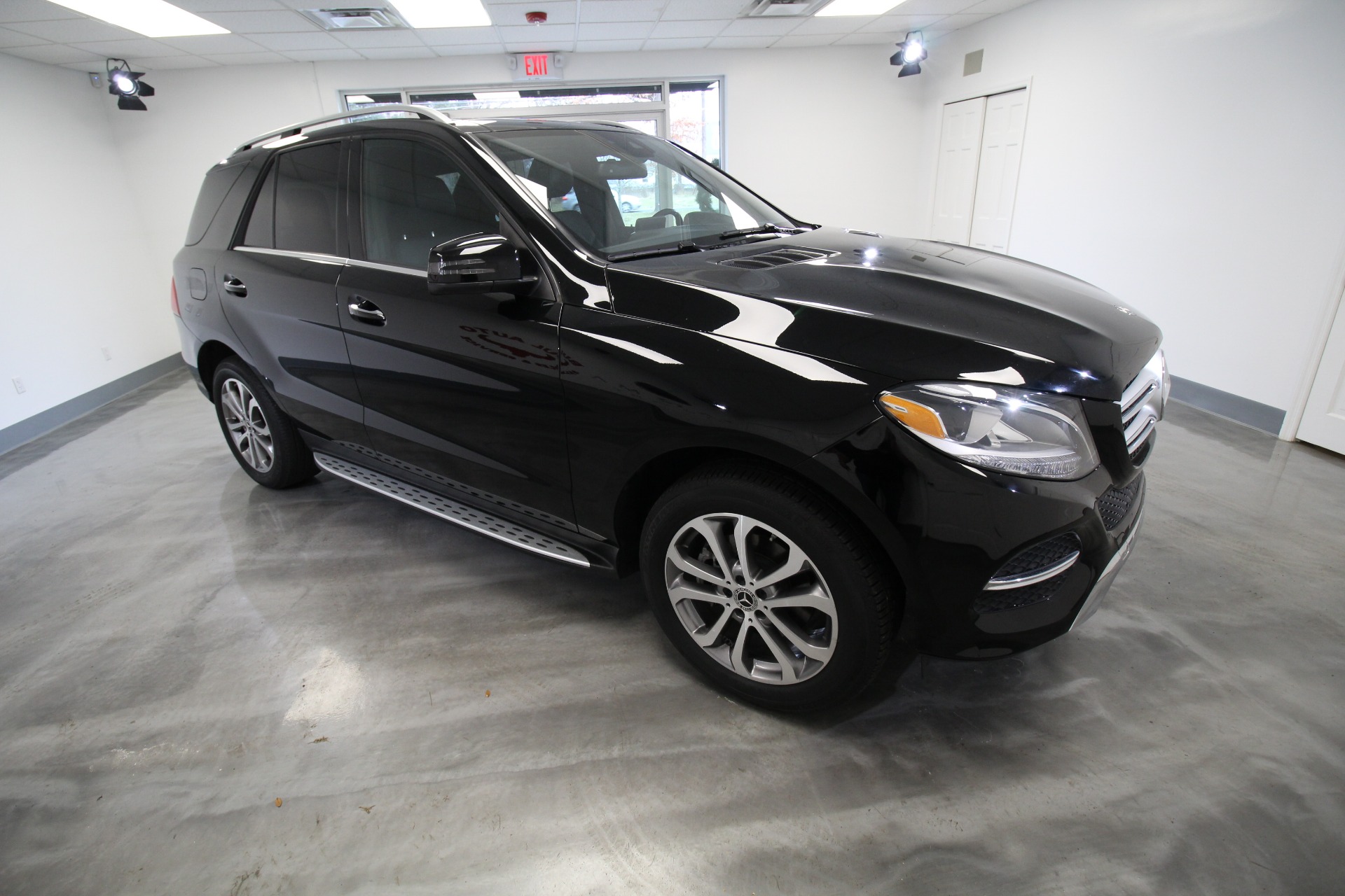 Used 2018 Black Mercedes-Benz GLE-Class GLE350 4MATIC AWD LOW MILES LOADED WITH OPTIONS | Albany, NY