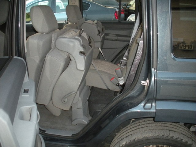 Used 2007 Jeep Commander Sport 4x4 | Albany, NY