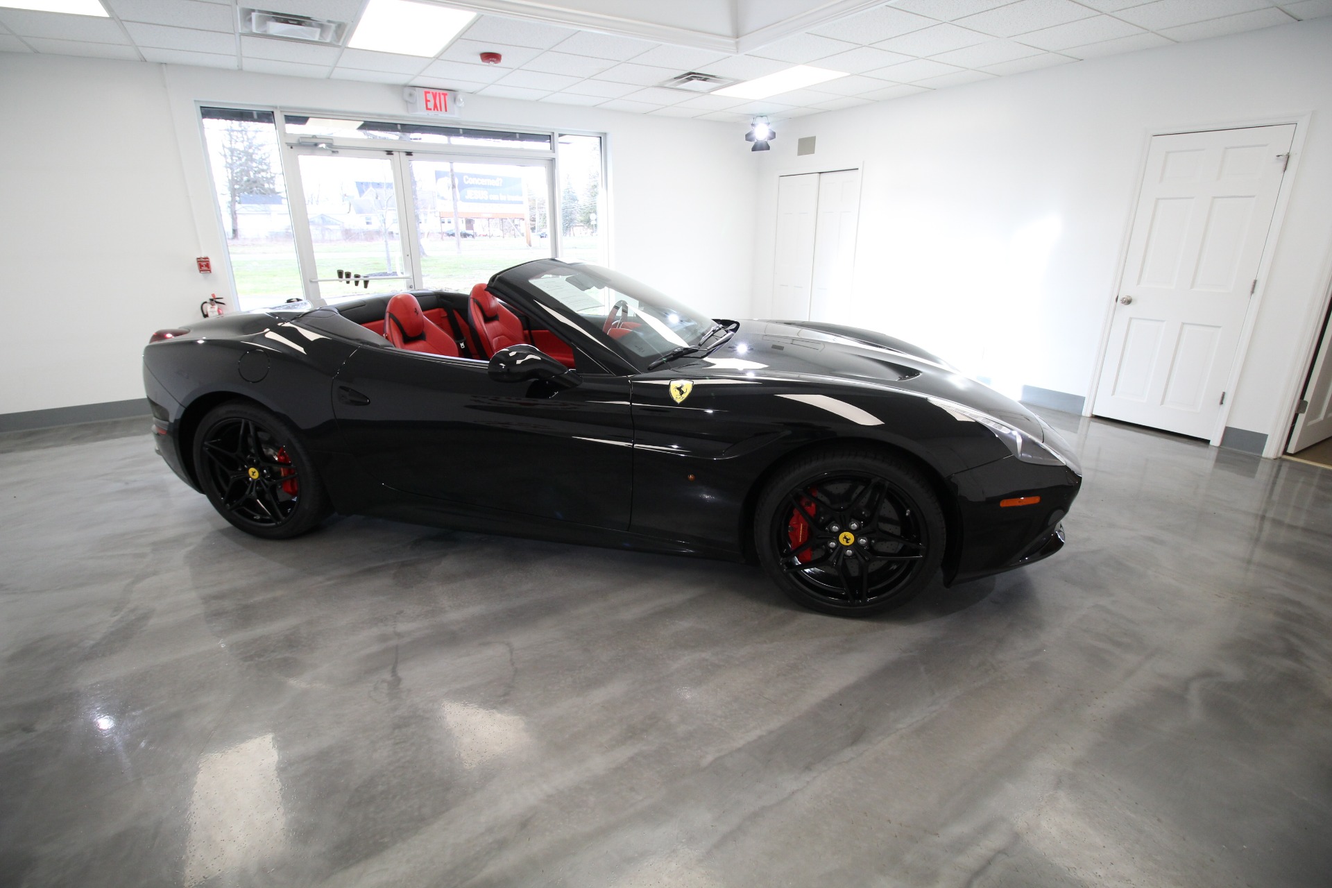 Used 2016 Black Ferrari California Convertible T RARE COLOR COMBO VERY WELL OPTIONED LOW MILES | Albany, NY