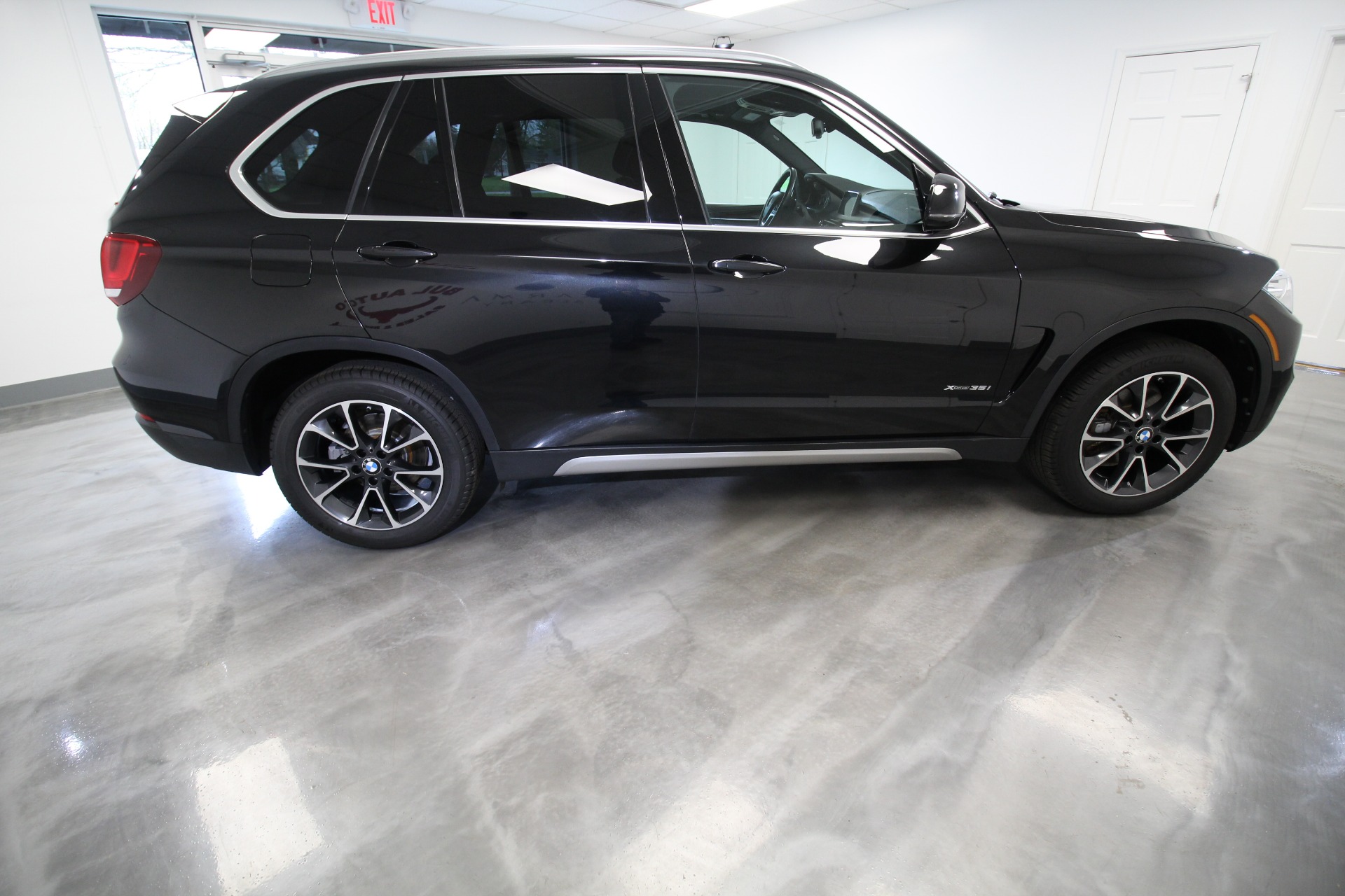 Used 2017 Black Sapphire Metallic BMW X5 xDrive35i LOADED WITH OPTIONS VERY CLEAN | Albany, NY