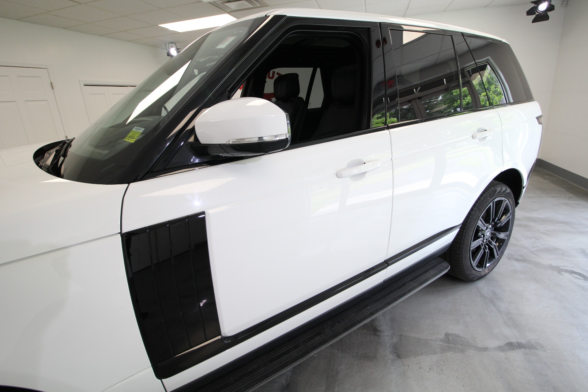 Used 2018 WHITE Land Rover Range Rover Supercharged V8 LOADED WITH OPTIONS LOW MILES SUPERB INSIDE AND OUT | Albany, NY
