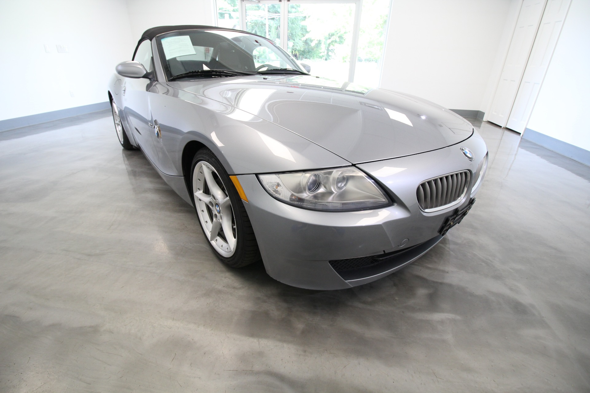 Used 2007 Silver Gray Metallic with Black Soft Top BMW Z4 Roadster 3.0si LOADED - CLEAN | Albany, NY