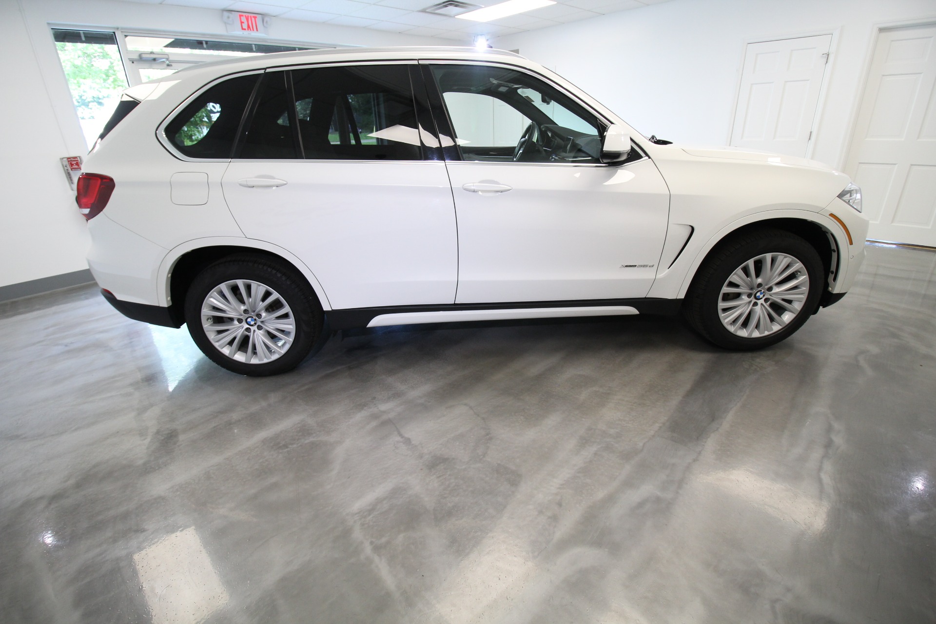 Used 2017 WHITE BMW X5 xDrive35D GREAT MPG LIKE NEW LOW MILES SUPERB CONDITION DIESEL | Albany, NY