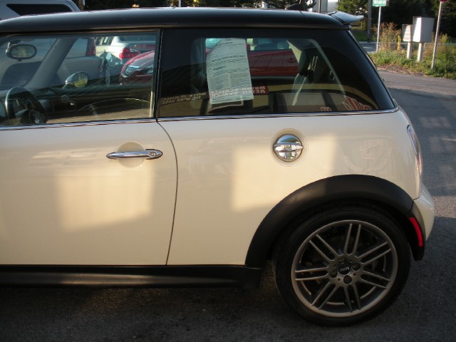 Used 2006 MINI Cooper S S COUPE,6 SPEED MANUAL,PREMIUM+COLD WEATHER+SPORT PACKAGES | Albany, NY