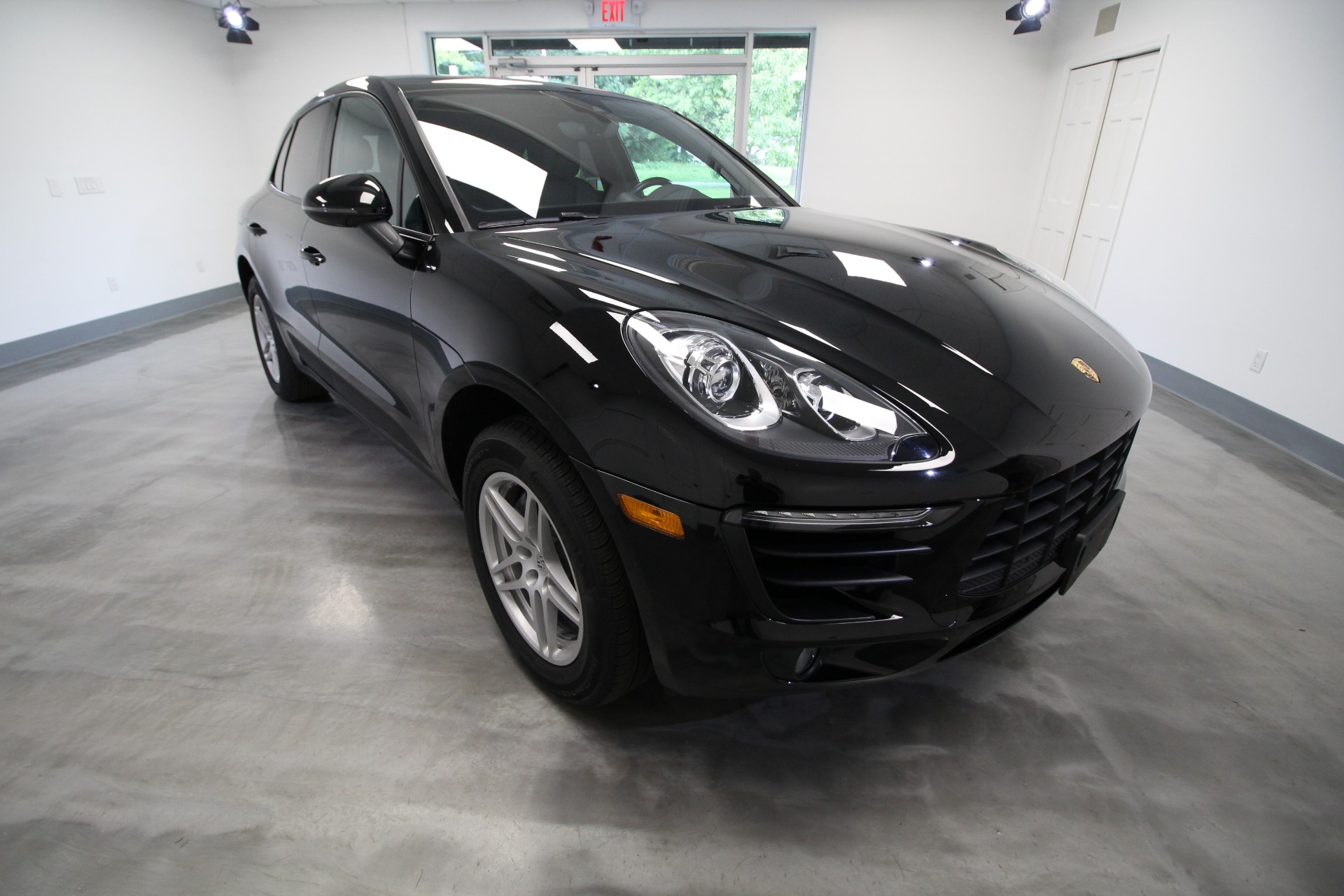 Used 2018 BLACK PORSCHE MACAN LOW MILES HARD TO FIND SUPER CLEAN | Albany, NY