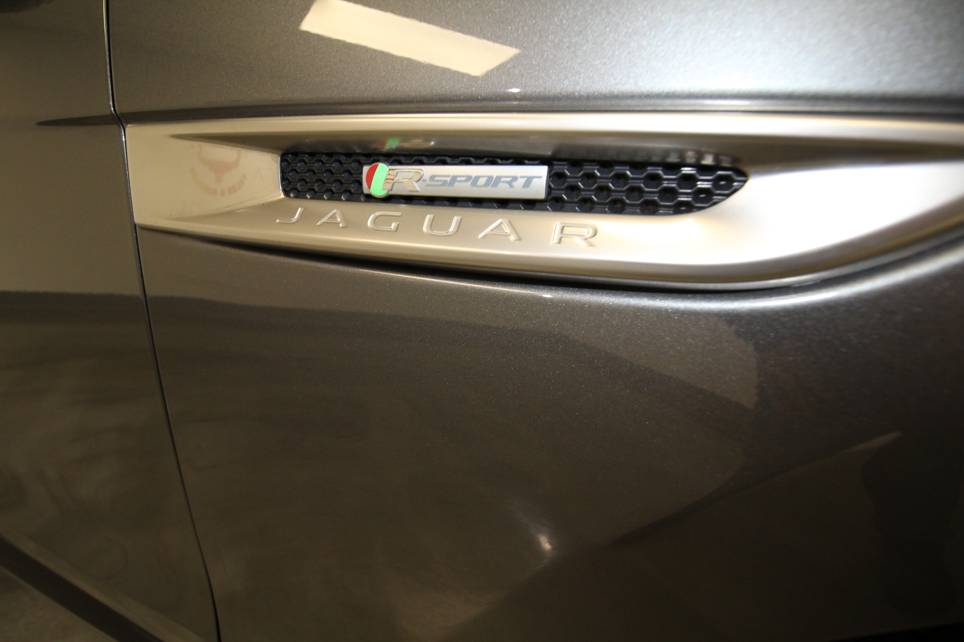 Used 2018 Corris Grey Metallic Jaguar F-Pace 20d R-Sport Jaguar Certified CPO ext warranty | Albany, NY