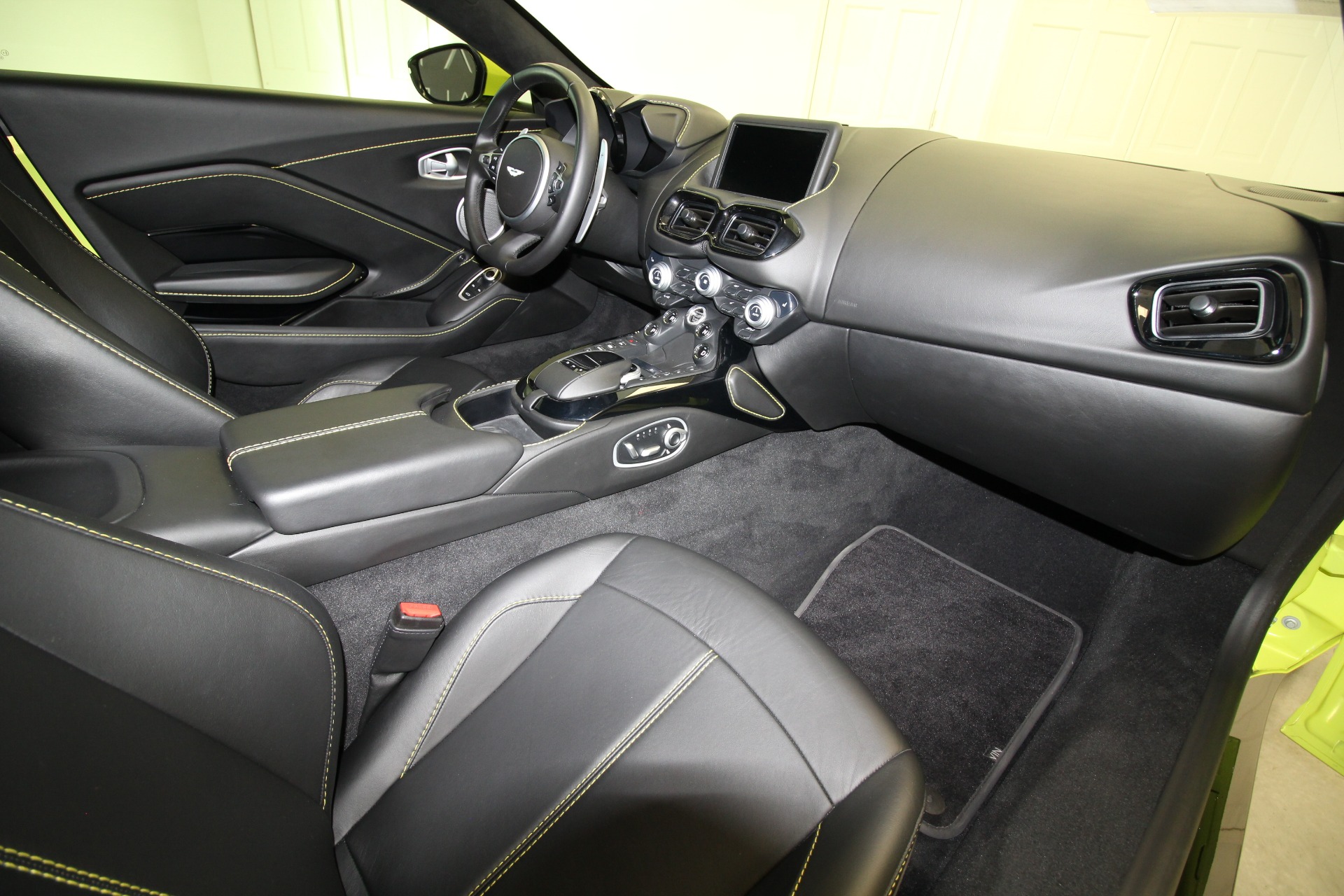 Used 2020 Aston Martin Vantage Coupe | St. Petersburg, FL
