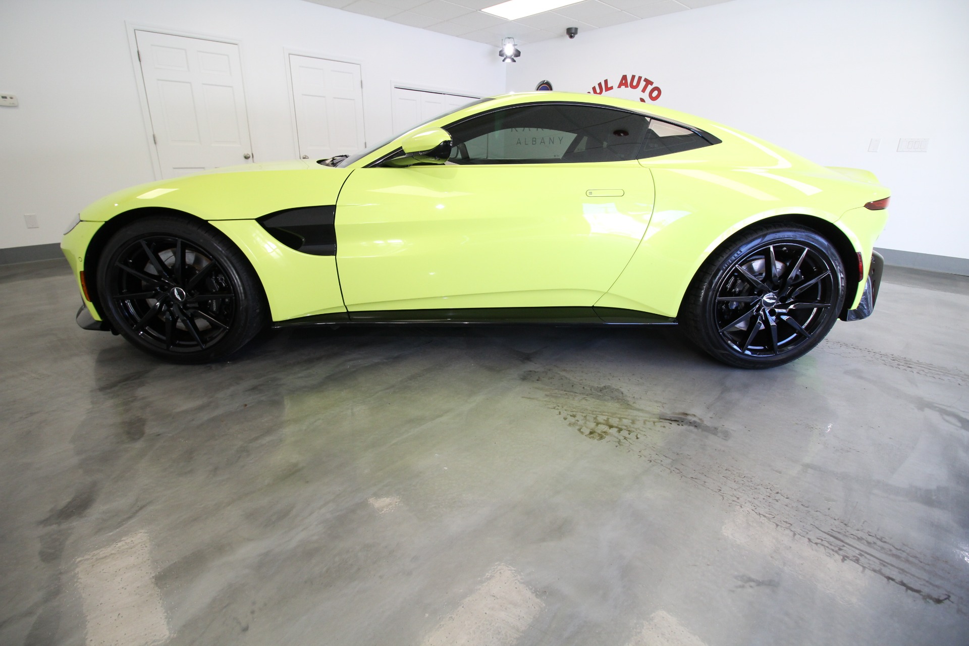 Used 2020 Aston Martin Vantage Coupe | St. Petersburg, FL