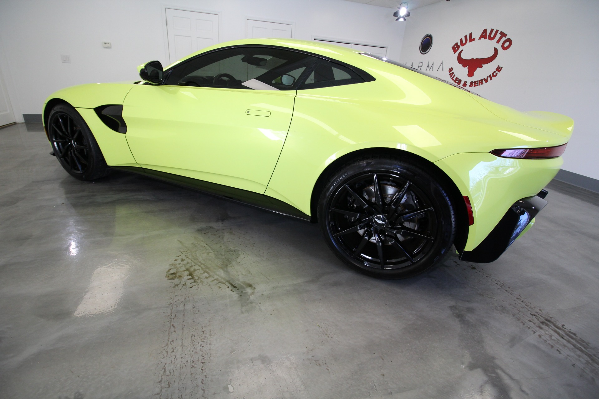 Used 2020 Aston Martin Vantage Coupe | St. Petersburg, FL