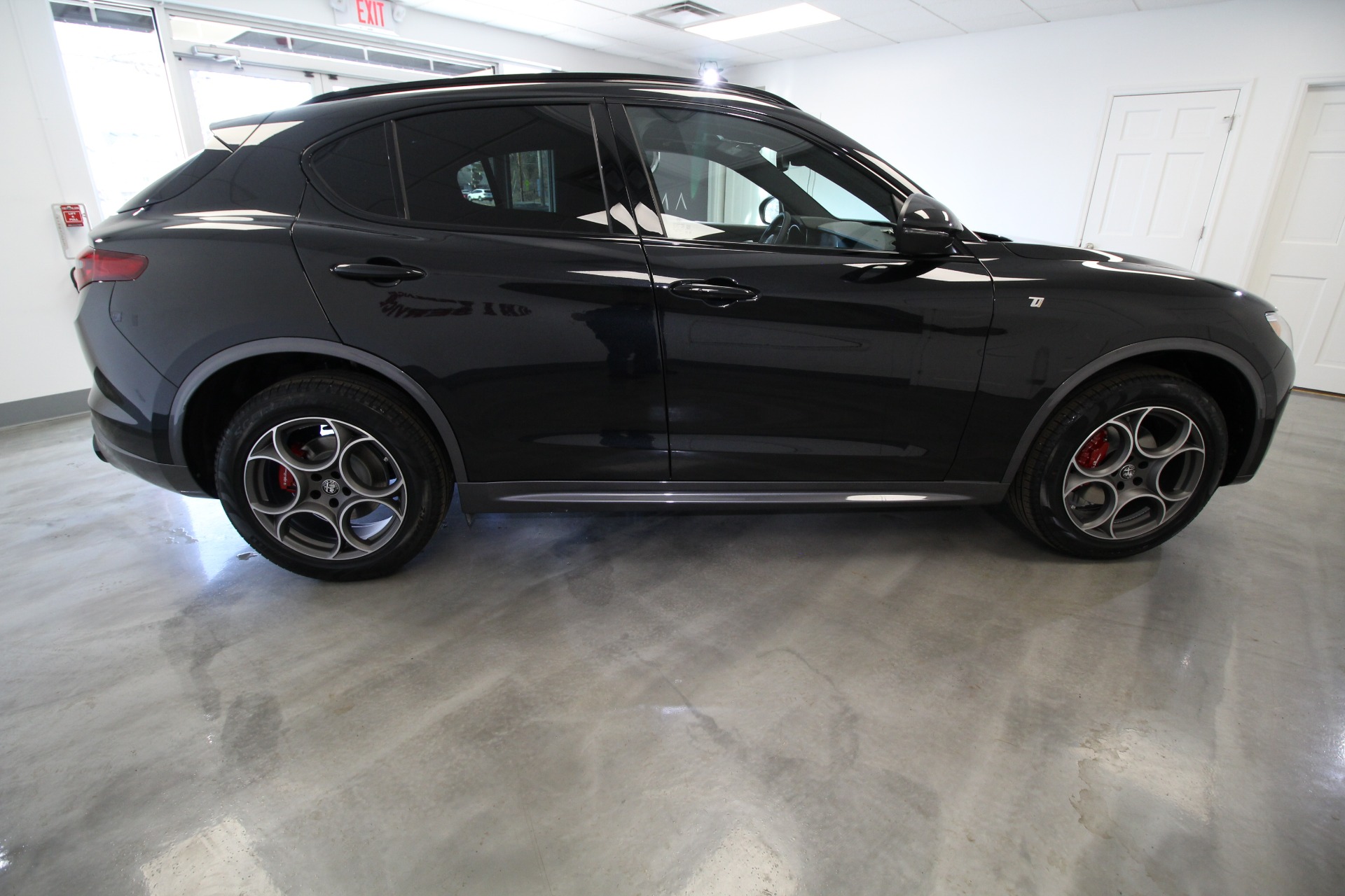 New 2023 BLACK Alfa Romeo STELVIO Ti | Albany, NY