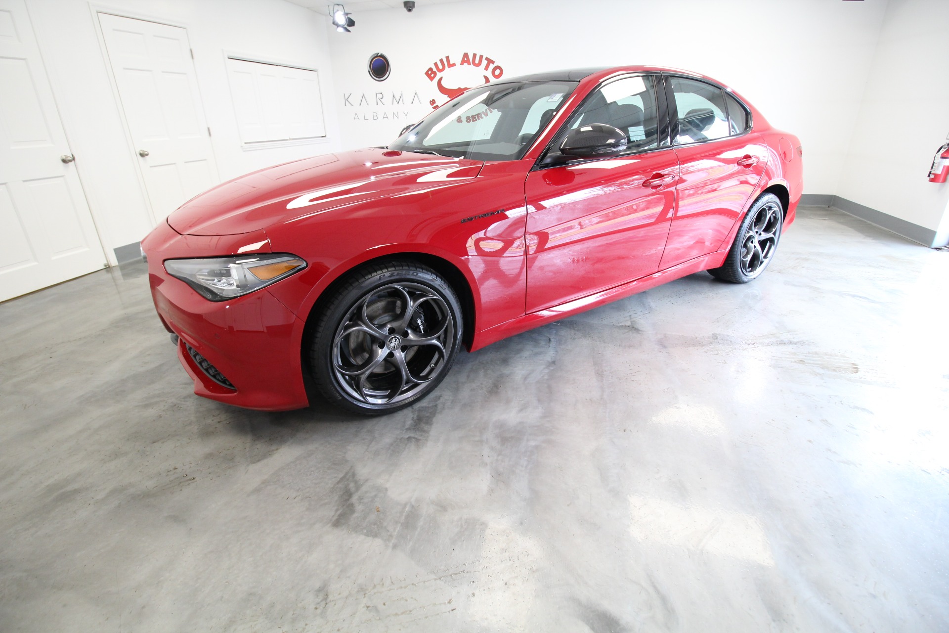 New 2023 Alfa Romeo GIULIA ESTREMA Estrema AWD | St. Petersburg, FL