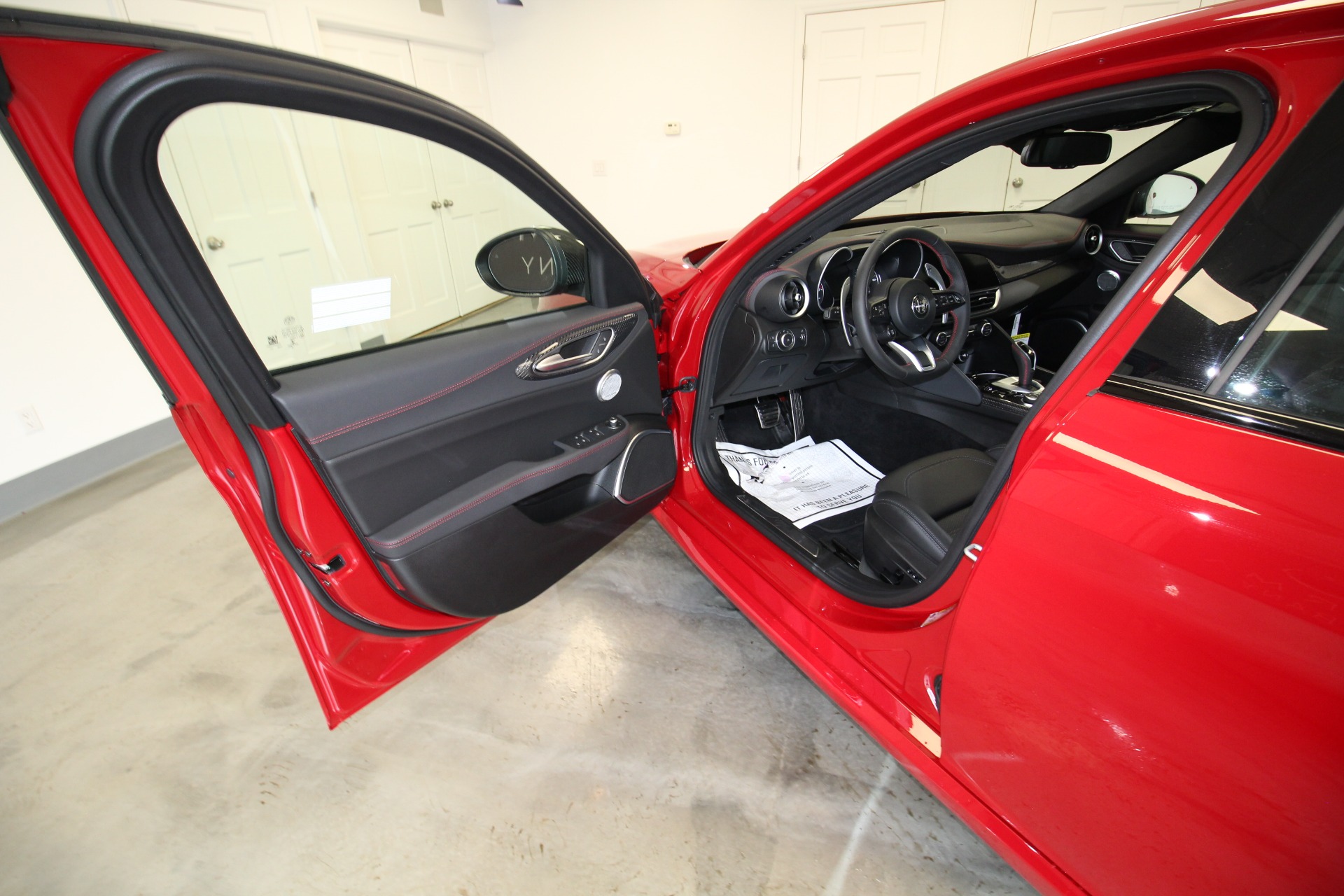 New 2023 Alfa Romeo GIULIA ESTREMA Estrema AWD | St. Petersburg, FL