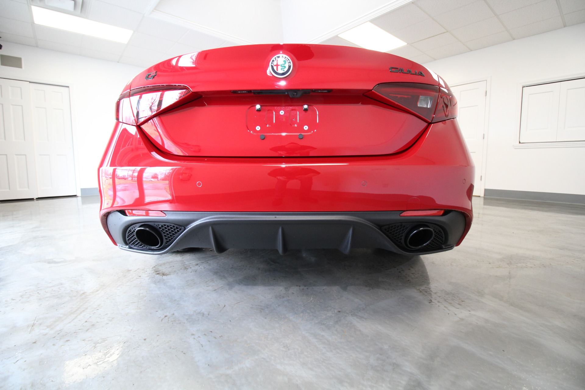 New 2023 Alfa Romeo GIULIA ESTREMA Estrema AWD | St. Petersburg, FL