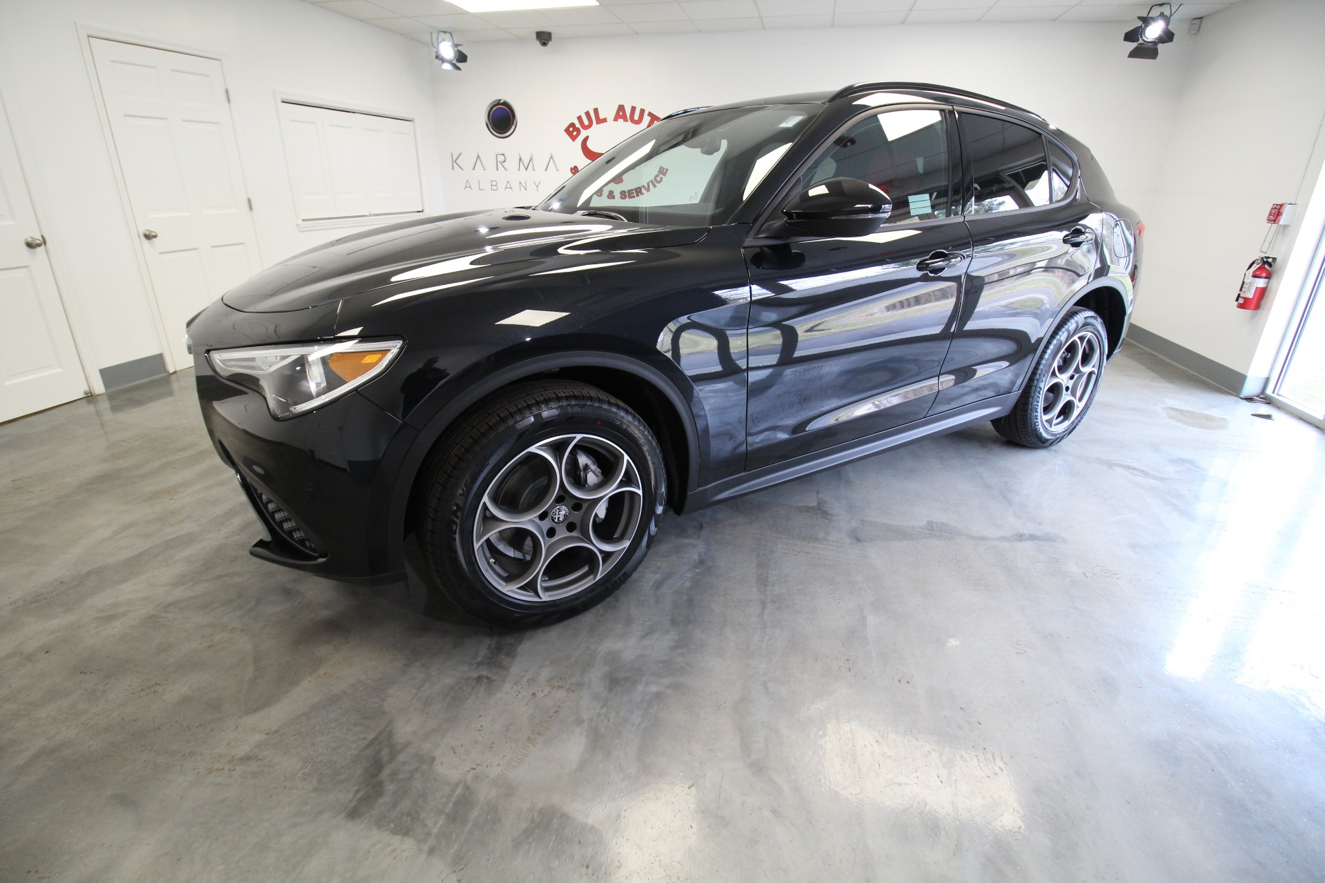 New 2022 Alfa Romeo STELVIO Sprint AWD | St. Petersburg, FL