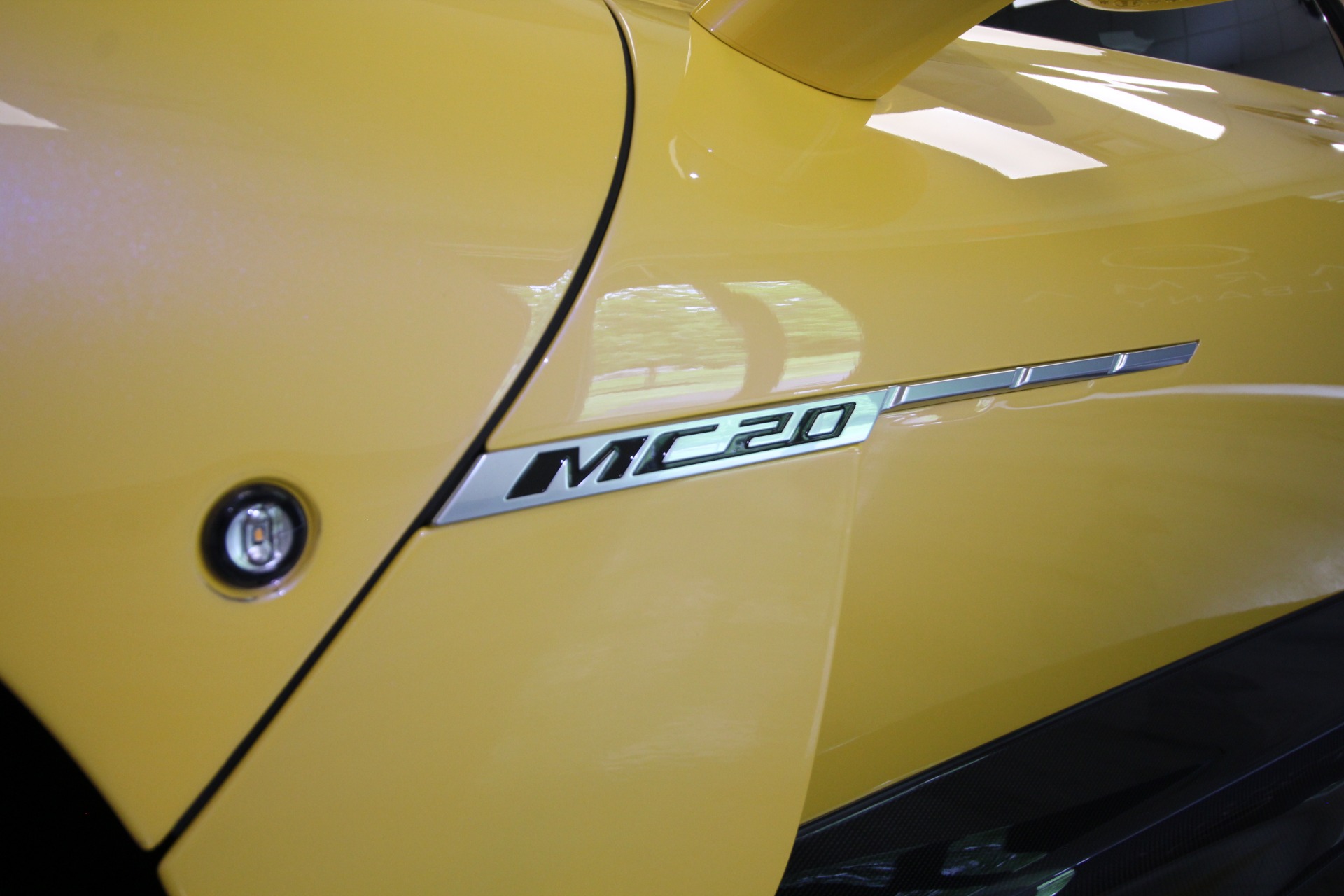 Used 2022 Giallo Genio Maserati MC20 Coupe Like New | Albany, NY
