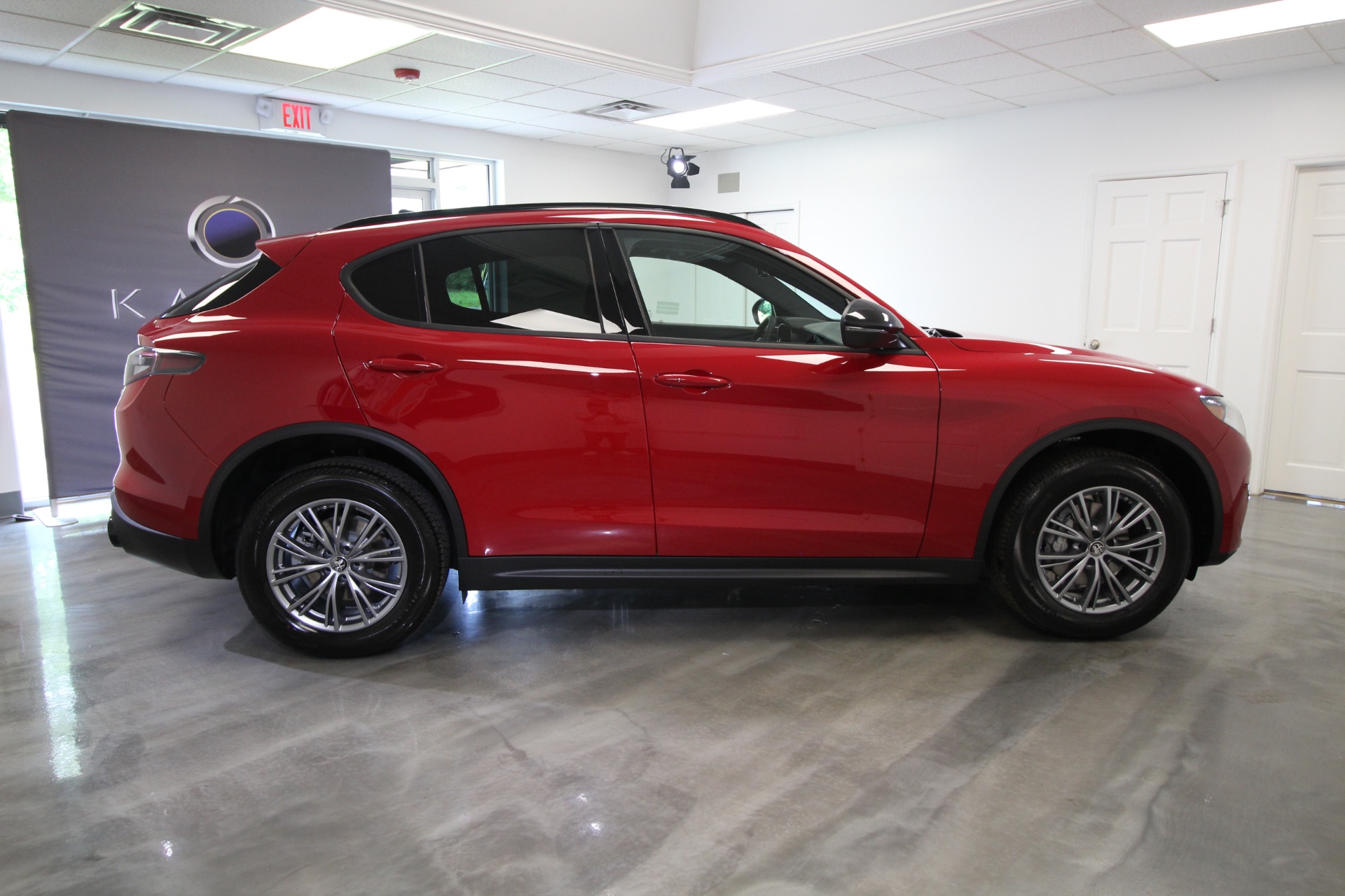 New 2024 Alfa Romeo STELVIO Sprint | St. Petersburg, FL