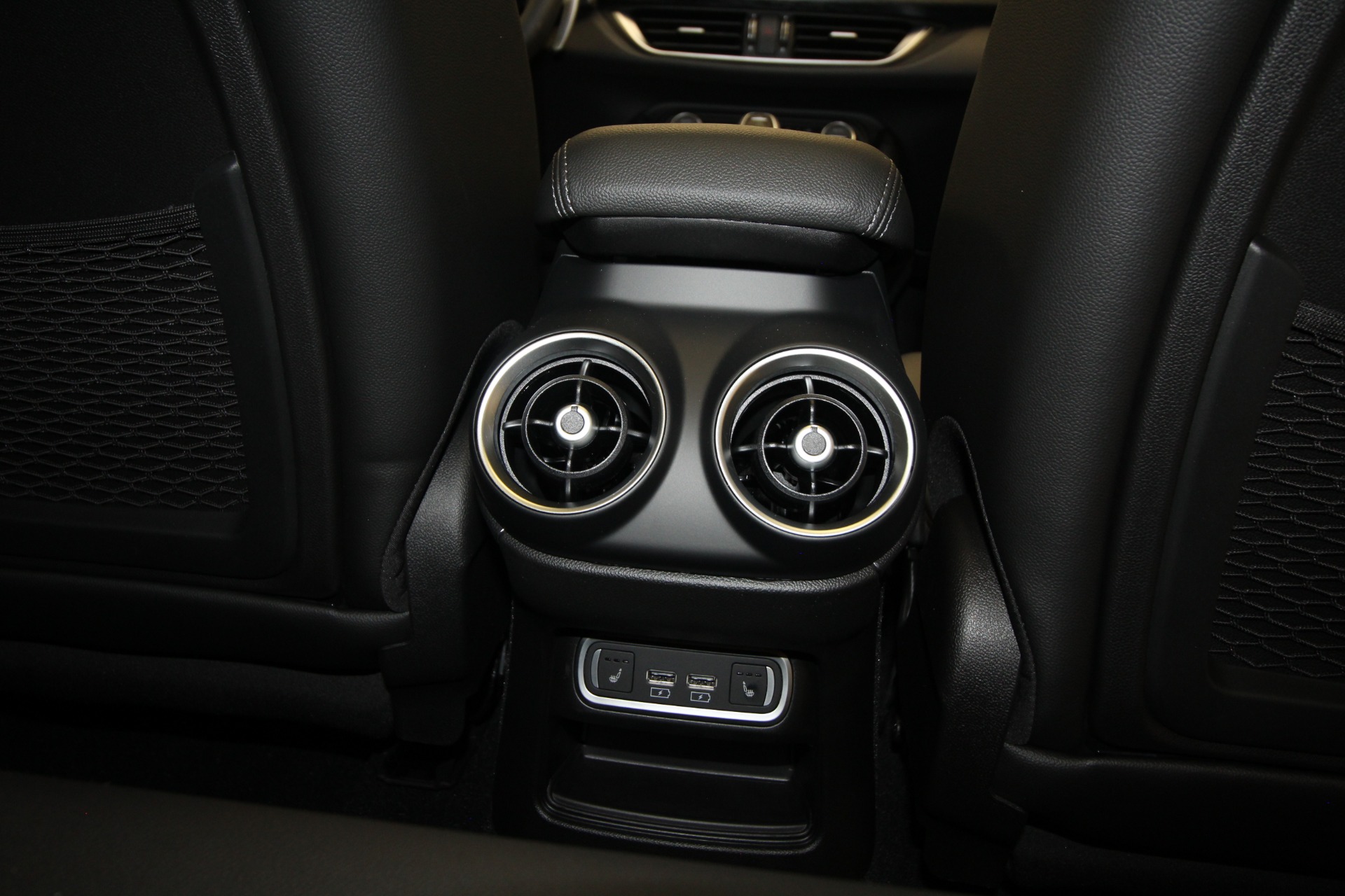New 2024 Alfa Romeo STELVIO Sprint | St. Petersburg, FL