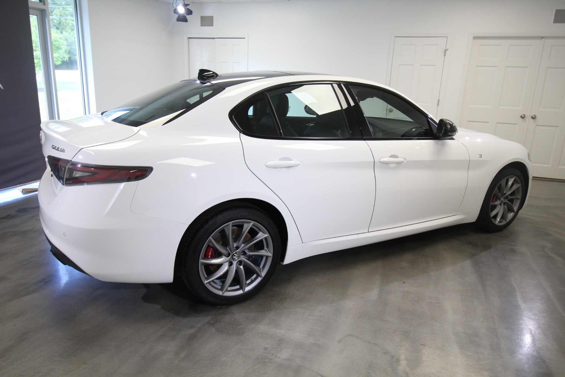 New 2024 Alfa Romeo GIULIA | St. Petersburg, FL