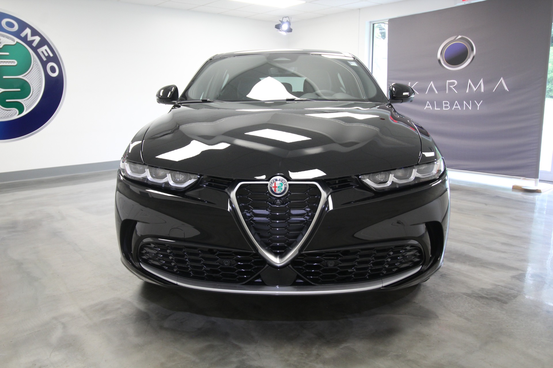 New 2024 BLACK Alfa Romeo TONALE TI Ti | Albany, NY