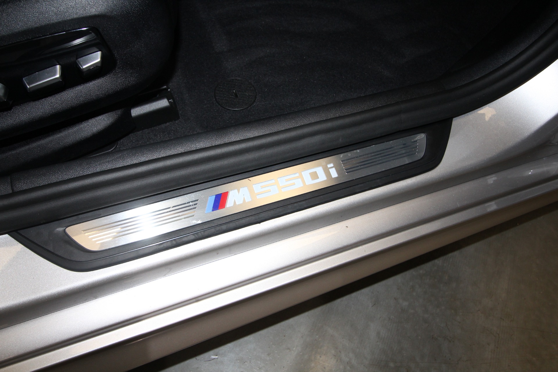 Used 2020 Rhodonite Silver Metallic BMW 5-Series M550 xDrive Low Miles | Albany, NY