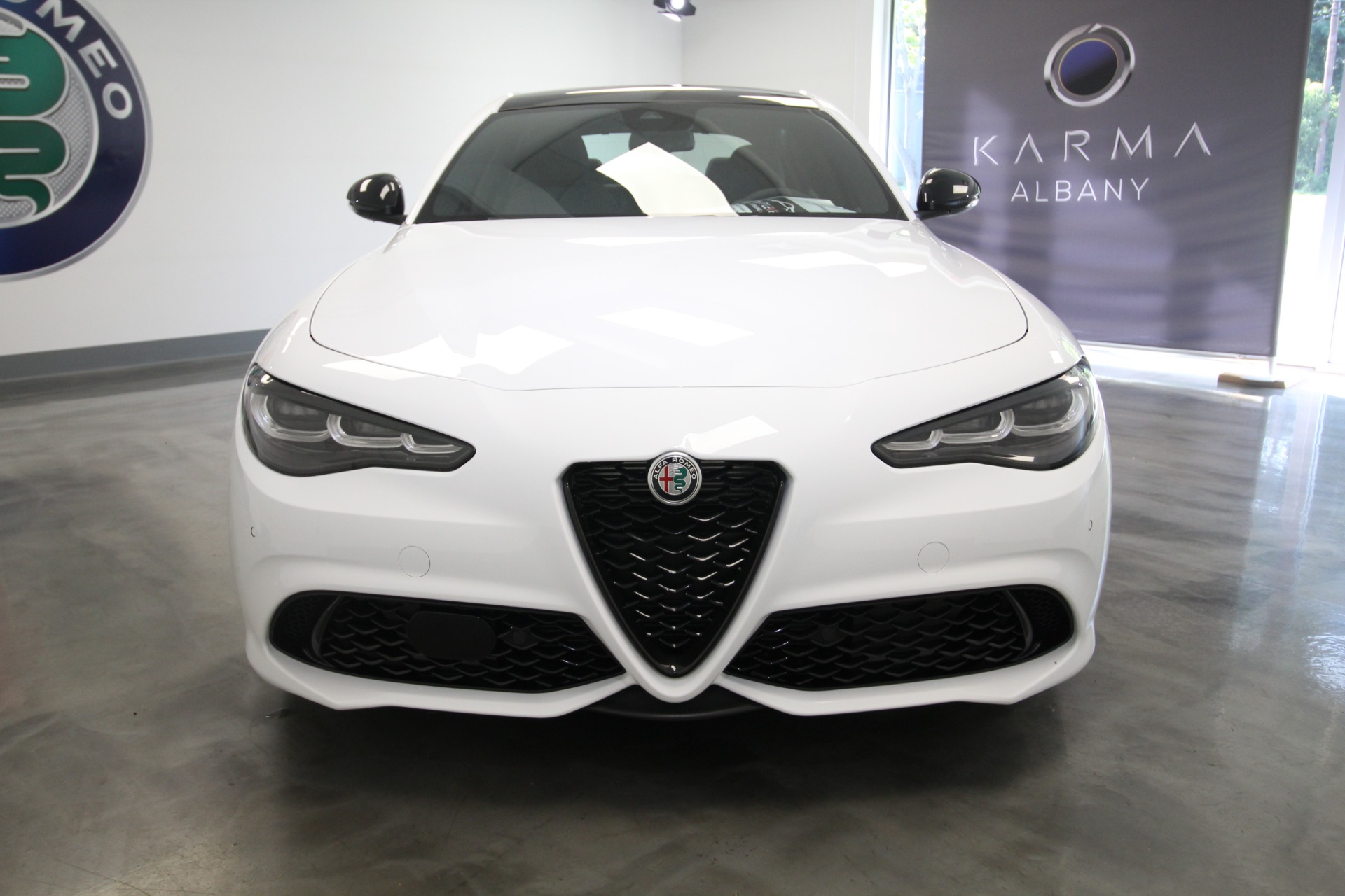 New 2024 WHITE Alfa Romeo GIULIA Sprint | Albany, NY