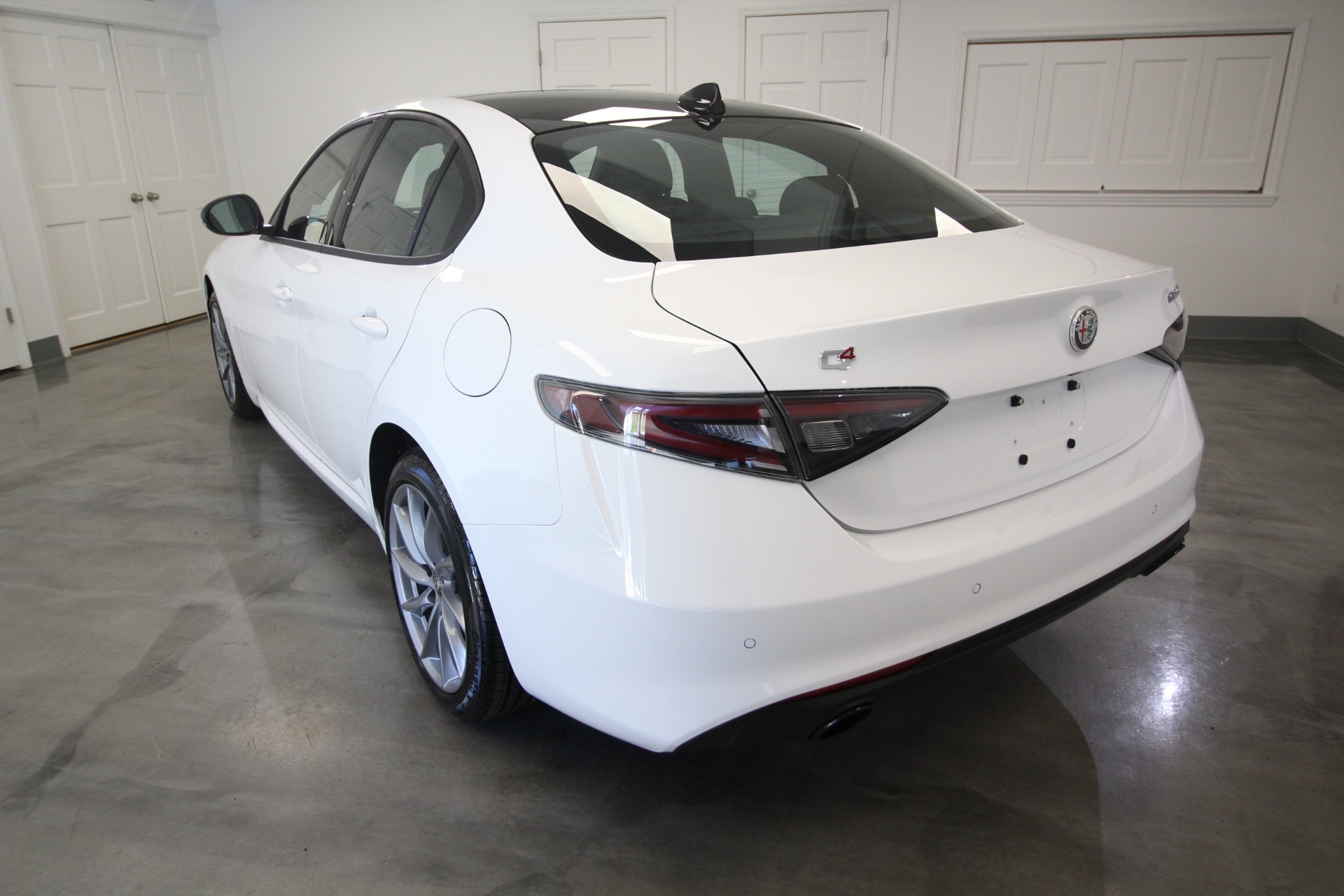 New 2024 Alfa Romeo GIULIA Sprint | St. Petersburg, FL