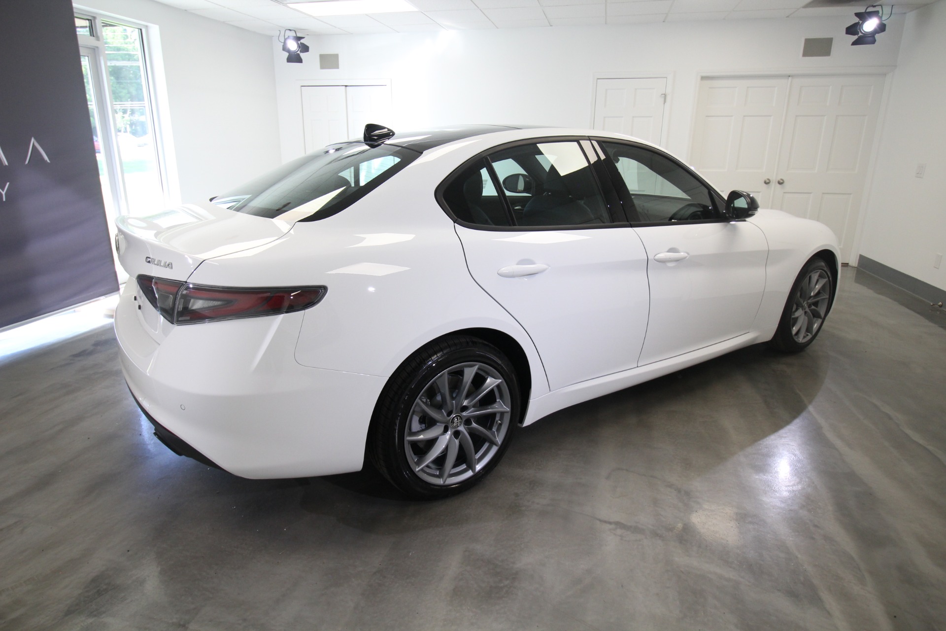 New 2024 Alfa Romeo GIULIA Sprint | St. Petersburg, FL