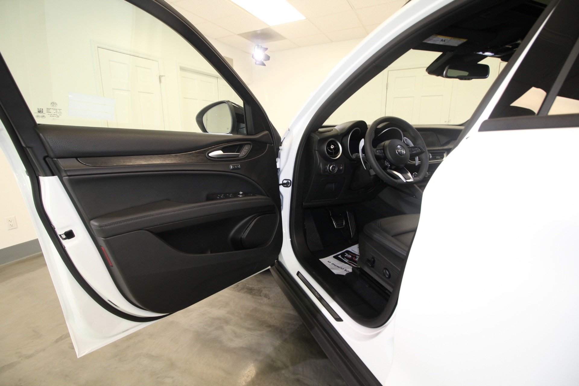 New 2024 Alfa Romeo STEVLIO SPRINT Sprint | St. Petersburg, FL
