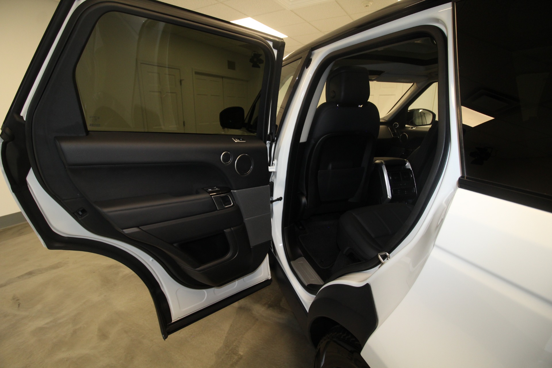 Used 2020 LAND ROVER RANGE ROVER SPO HSE | St. Petersburg, FL