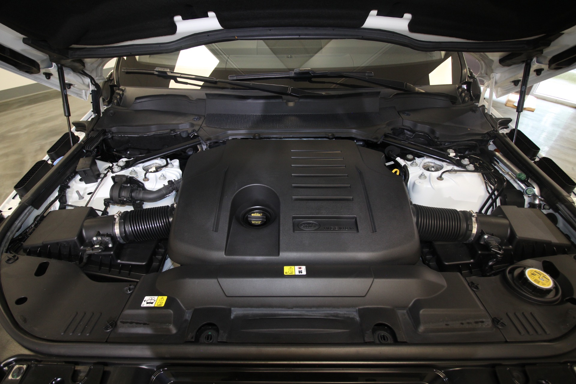 Used 2020 LAND ROVER RANGE ROVER SPO HSE | St. Petersburg, FL