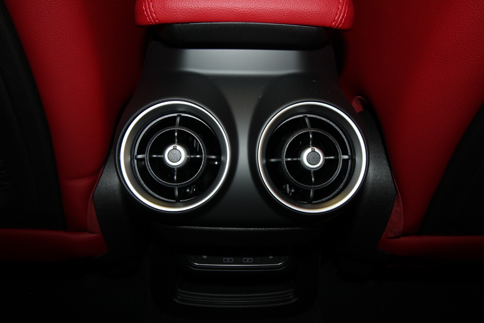 New 2024 Alfa Romeo STELVIO | St. Petersburg, FL