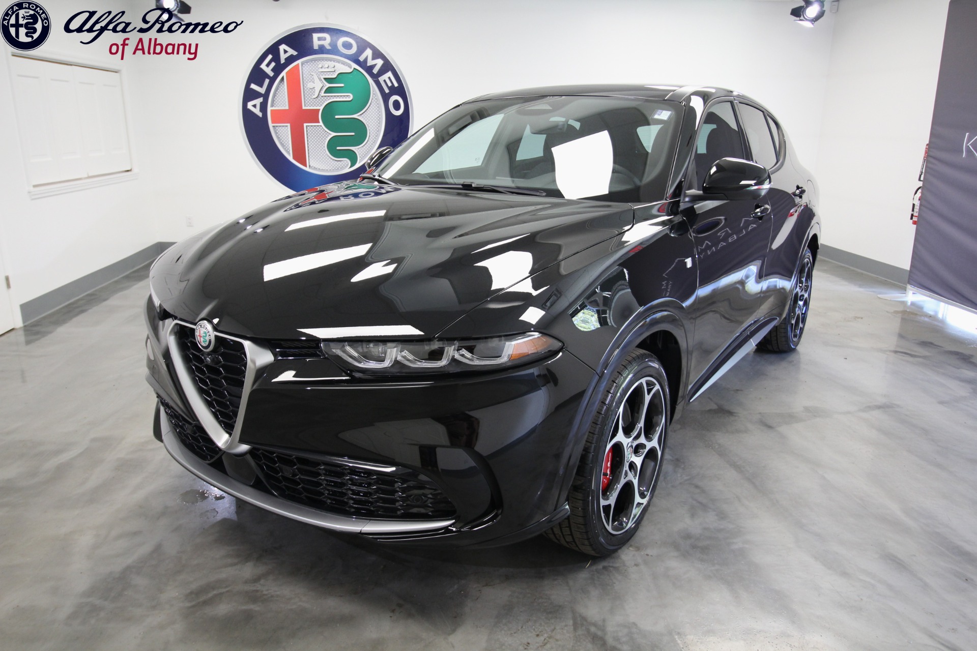 New 2024 Alfa Romeo TONALE Ti | St. Petersburg, FL