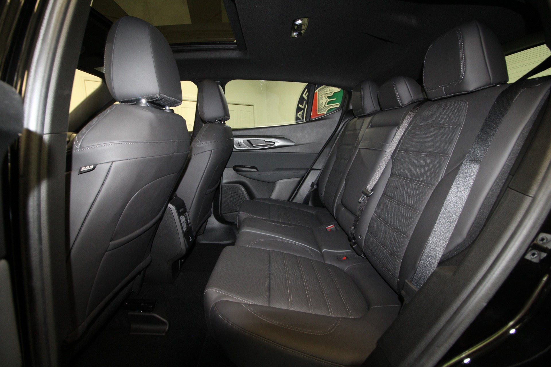 New 2024 Alfa Romeo TONALE Ti | St. Petersburg, FL
