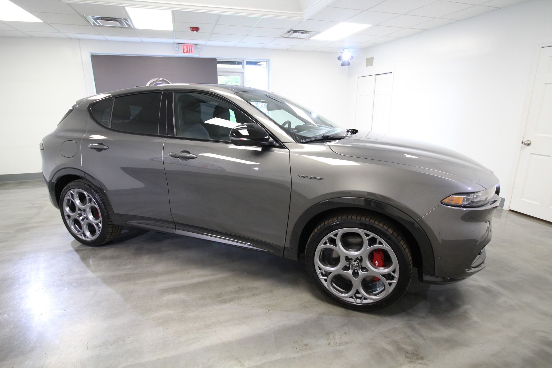 New 2024 Alfa Romeo TONALE Veloce | St. Petersburg, FL