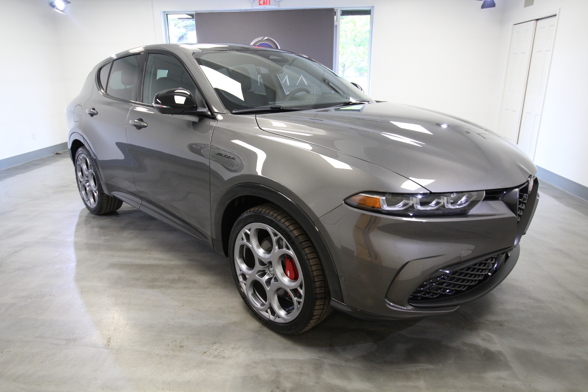 New 2024 Alfa Romeo TONALE Veloce | St. Petersburg, FL