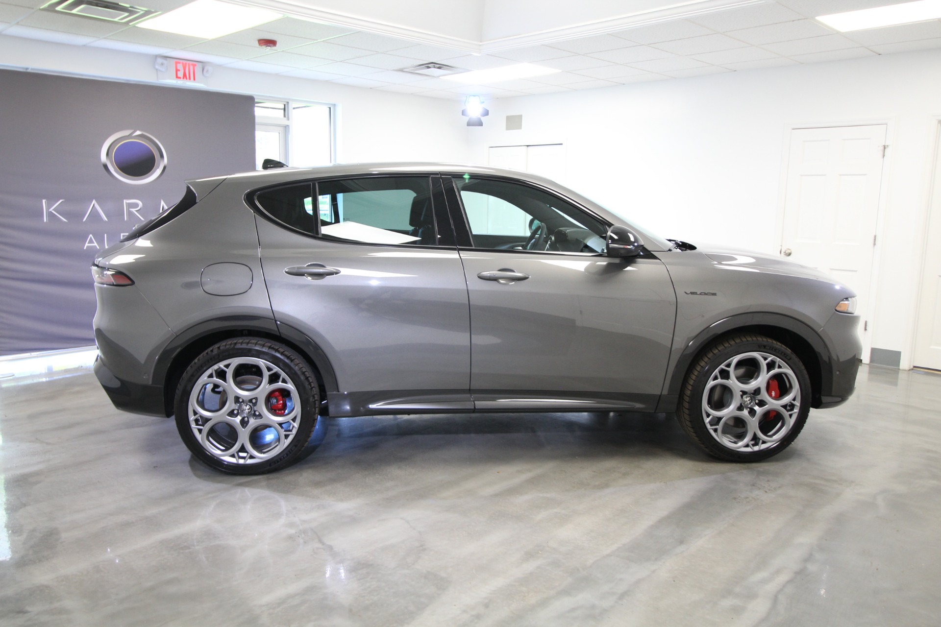 New 2024 Alfa Romeo TONALE Veloce | St. Petersburg, FL