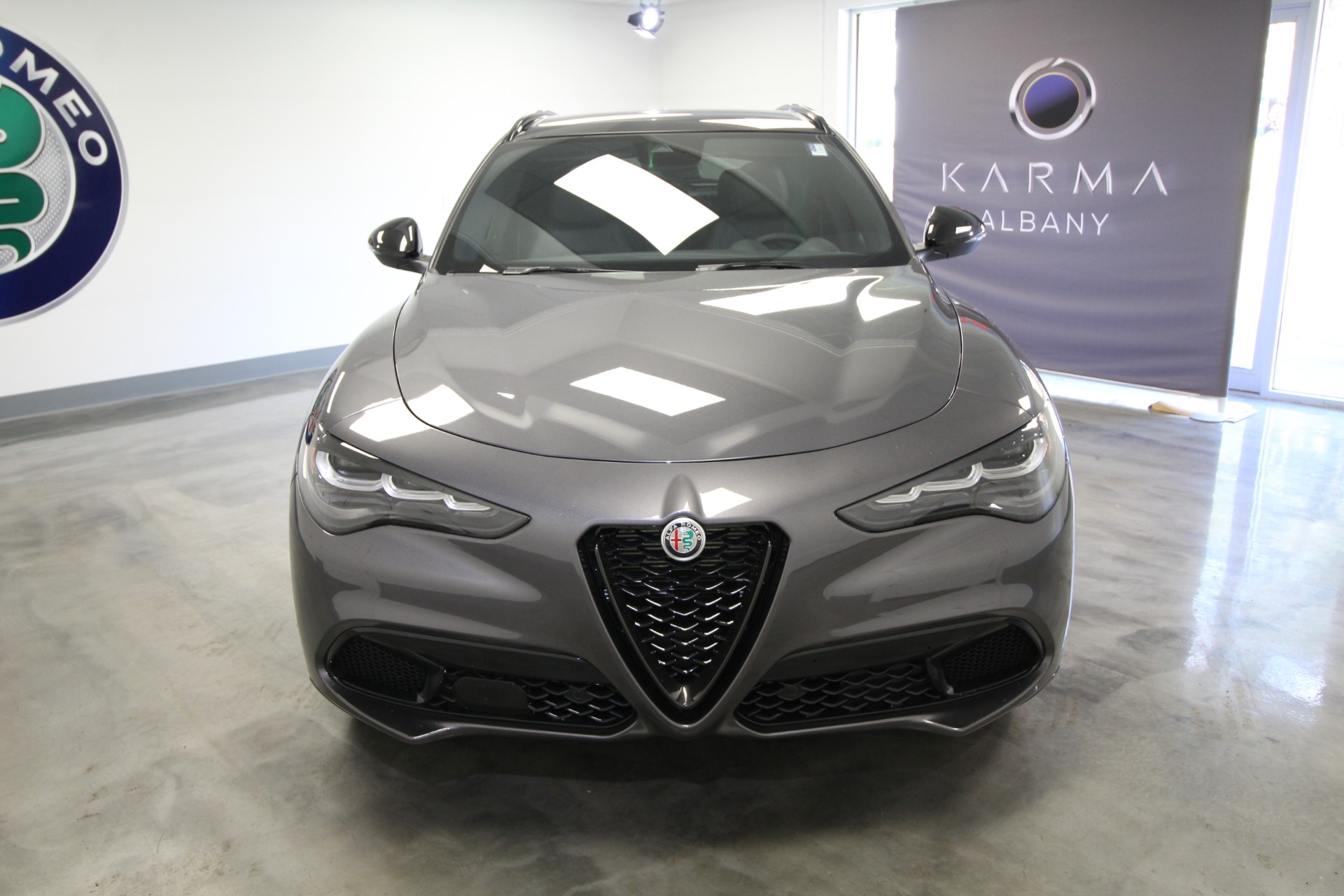 New 2024 Alfa Romeo STELVIO | St. Petersburg, FL