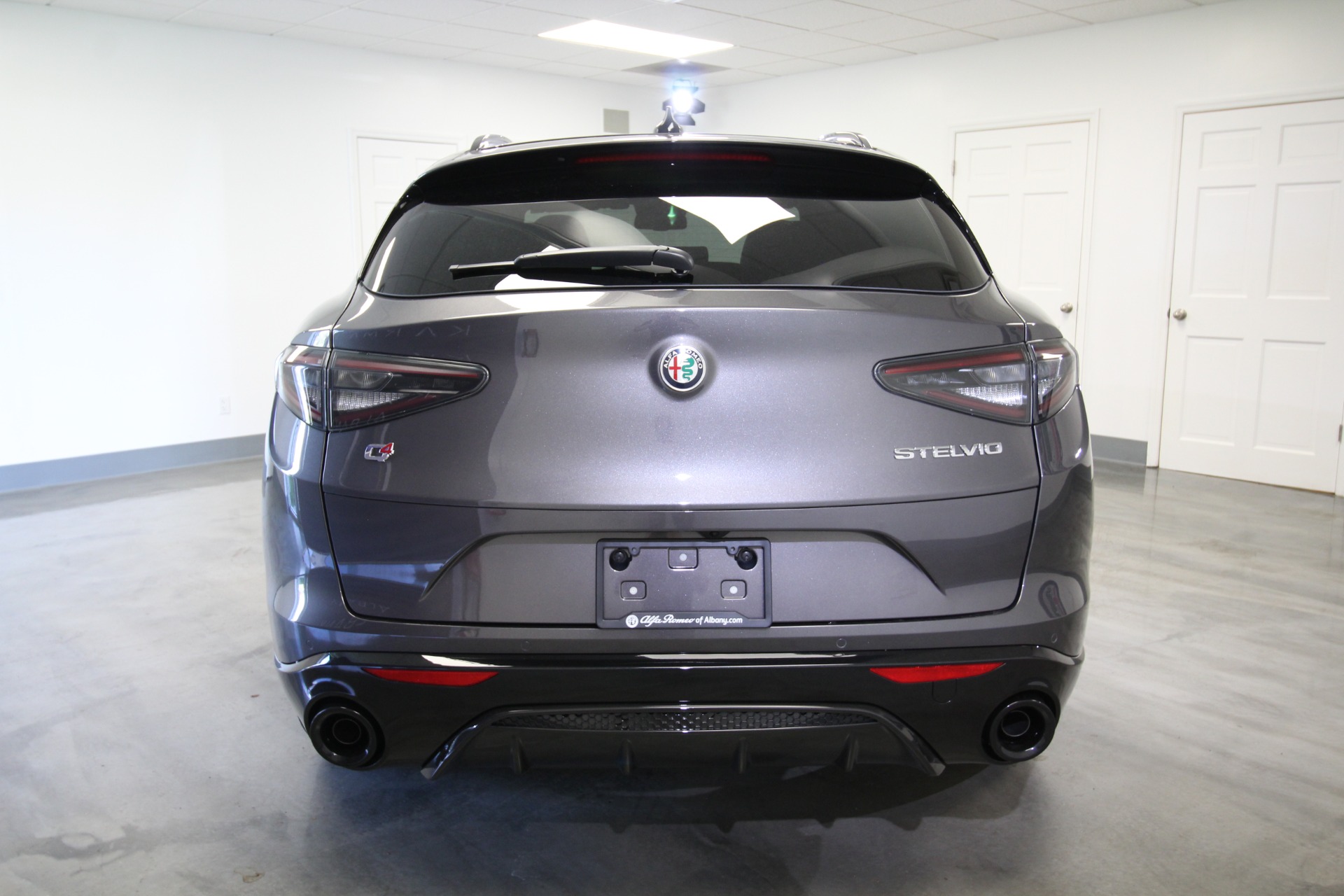 New 2024 Alfa Romeo STELVIO | St. Petersburg, FL